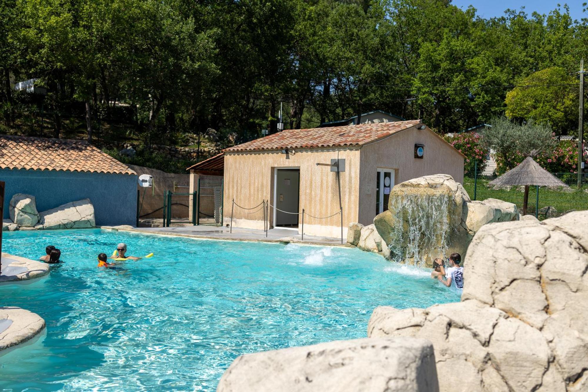 Camping Domaine Villa Verde Callas Екстериор снимка